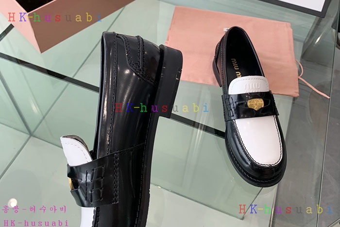 NEW 미우미우 신발 신상 M 554211