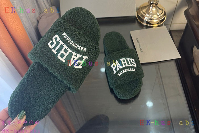 NEW 발렌시아가 신발 신상 B 555225