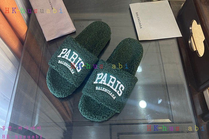 NEW 발렌시아가 신발 신상 B 555225