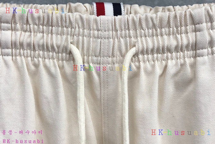 NEW 톰브라운 반바지 신상 TB 1352603