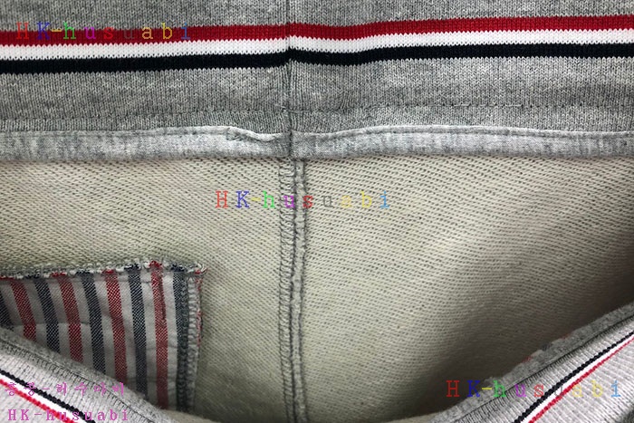NEW 톰브라운 반바지 신상 TB 1352609