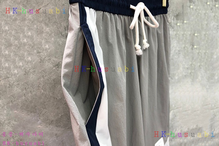 NEW 톰브라운 반바지 신상 TB 1352556