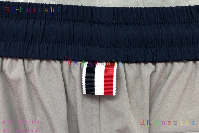 NEW 톰브라운 반바지 신상 TB 1352556