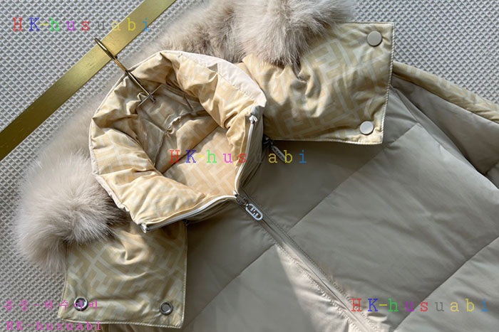 NEW 펜디 패딩 신상 FD 527130