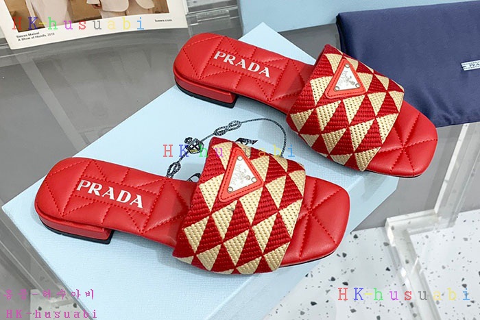 NEW 프라다 샌들 신상 P 246602