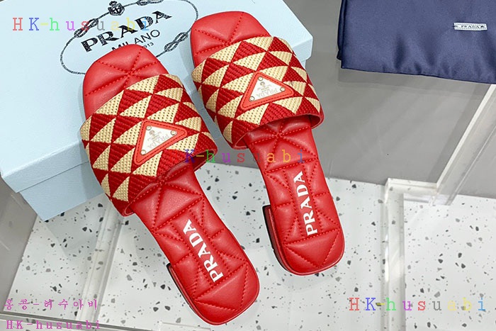 NEW 프라다 샌들 신상 P 246602