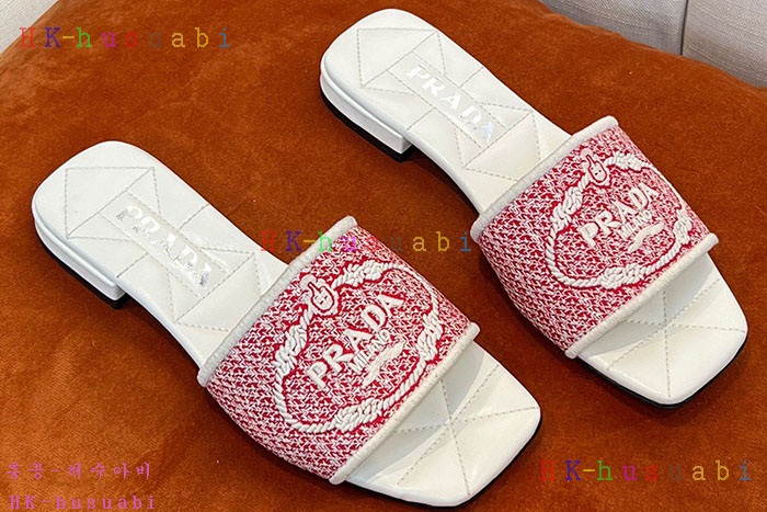 NEW 프라다 샌들 신상 P 245511
