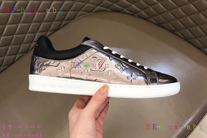 NEW 루이비통 스니커즈 신상 LV 800401