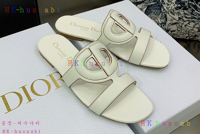 NEW 디올 샌들 신상 DR 555111