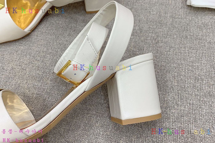 NEW 발렌티노 샌들 신상 V 558005