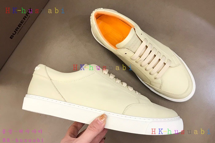 NEW 버버리 스니커즈 신상 BB 669221
