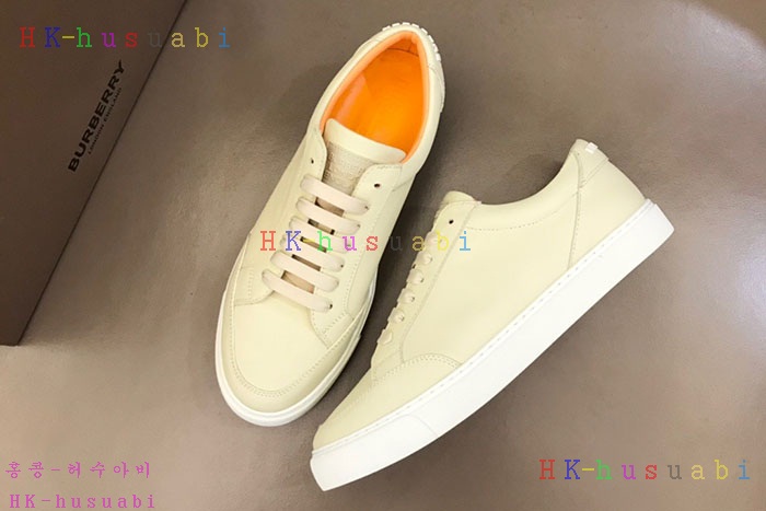 NEW 버버리 스니커즈 신상 BB 669221