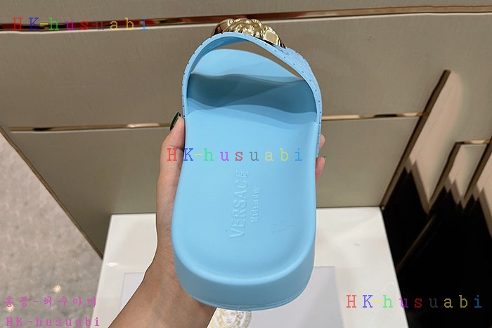 NEW 베르사체 신발 신상 V 555247