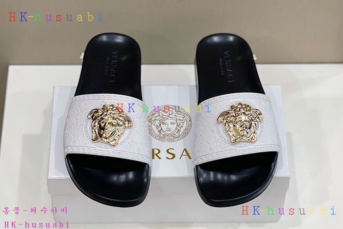 NEW 베르사체 신발 신상 V 555249