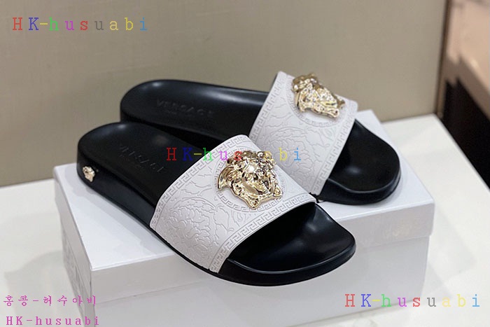 NEW 베르사체 신발 신상 V 555249