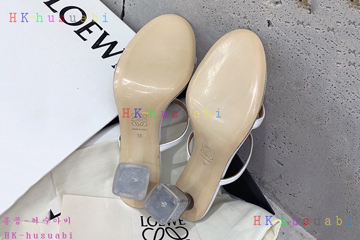 NEW 로에베 샌들 신상 L 551110