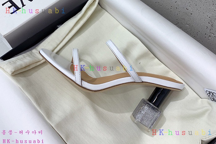 NEW 로에베 샌들 신상 L 551110