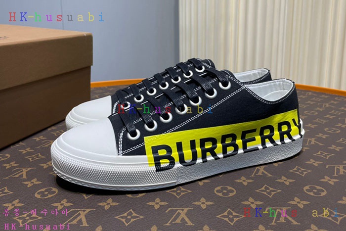NEW  버버리 스니커즈 신상 BB  4415511