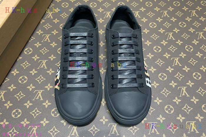 NEW  버버리 스니커즈 신상 BB  4415512