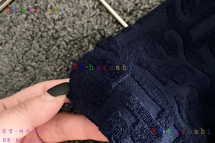 NEW 펜디 반팔티 신상 F 5527222