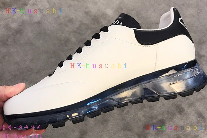 NEW 프라다 신발 신상 P 256604