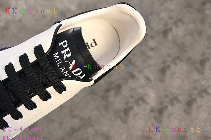 NEW 프라다 신발 신상 P 256604