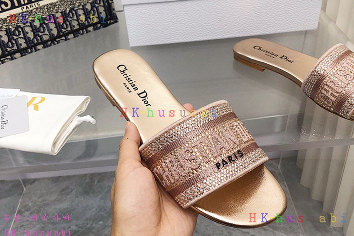 NEW 디올 샌들 신상 DR 421616