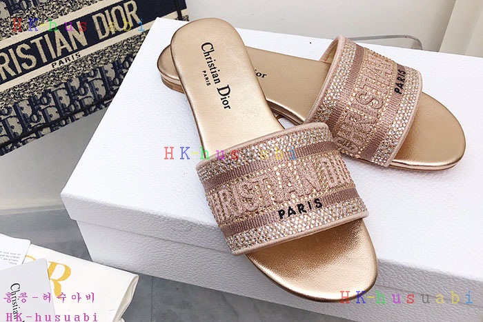 NEW 디올 샌들 신상 DR 421616