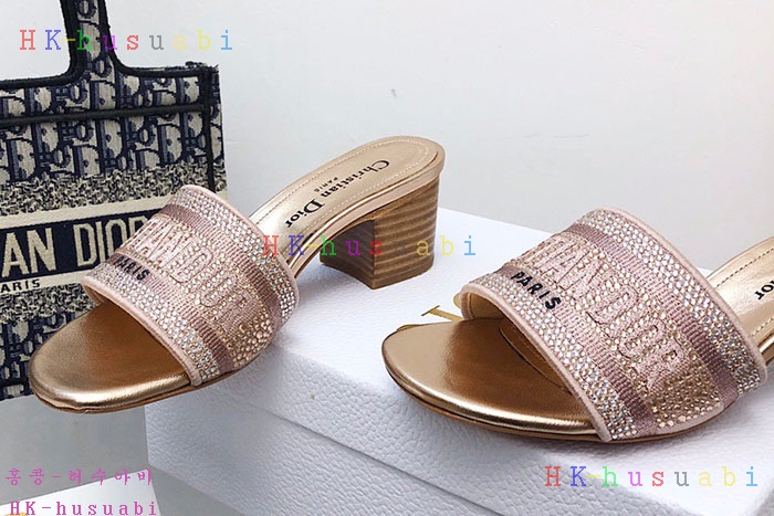 NEW 디올 샌들 신상 DR 421617