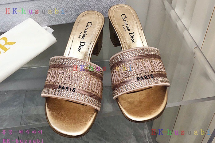 NEW 디올 샌들 신상 DR 421617