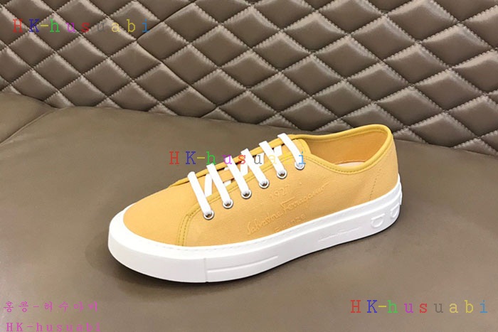 NEW 페라가모 스니커즈 신상 F 1105003