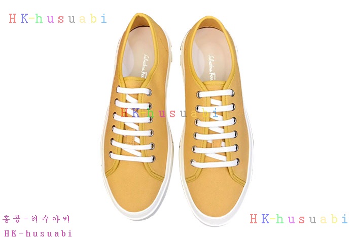 NEW 페라가모 스니커즈 신상 F 1105003