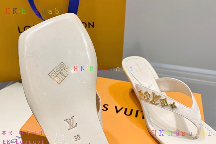 NEW 루이비통 샌들 신상 LV 523340
