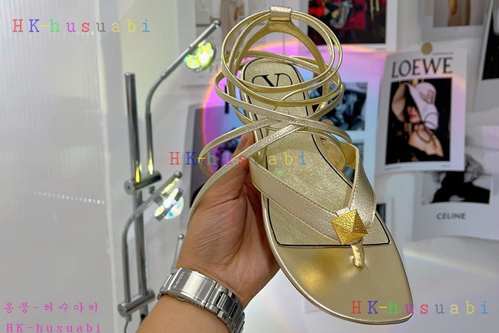 NEW 발렌티노 샌들 신상 V 1427880