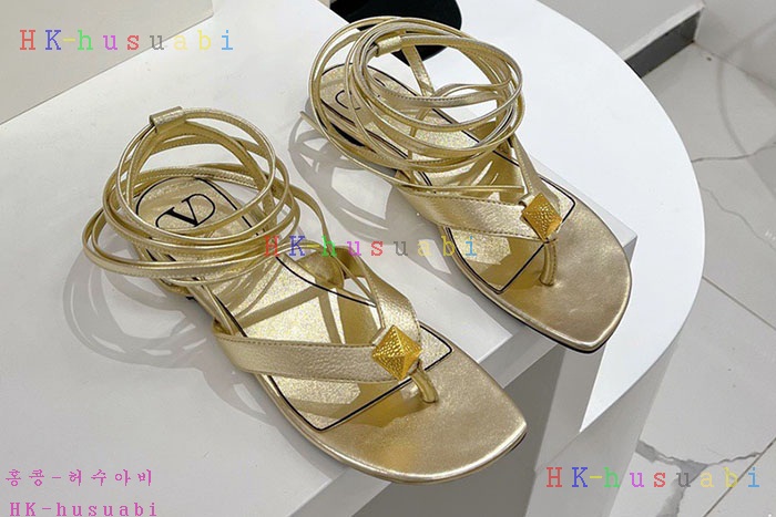 NEW 발렌티노 샌들 신상 V 1427880