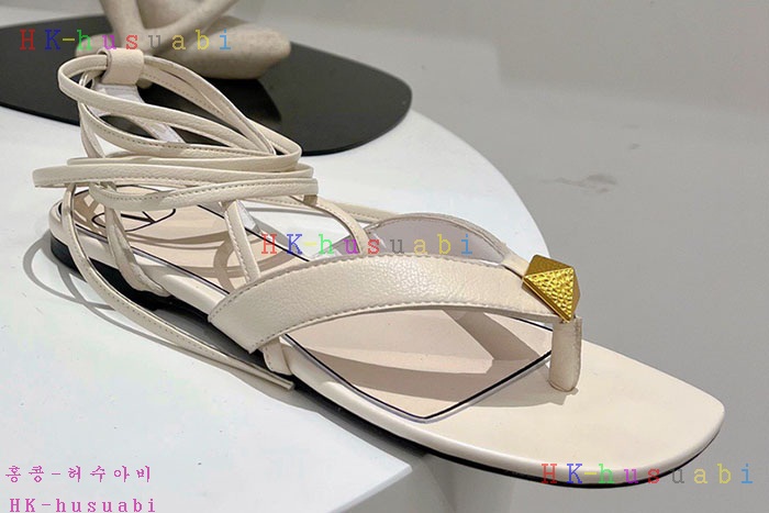 NEW 발렌티노 샌들 신상 V 1427881