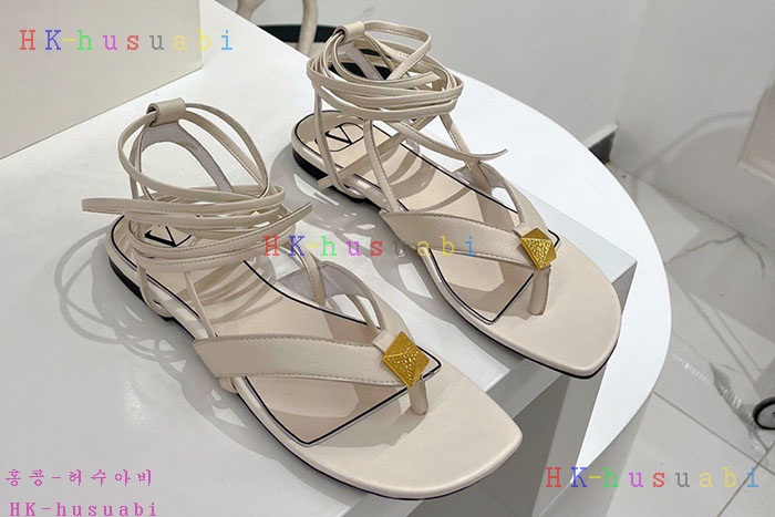 NEW 발렌티노 샌들 신상 V 1427881