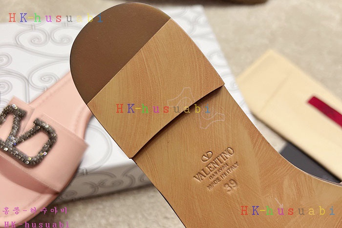 NEW 발렌티노 샌들 신상 V 142440