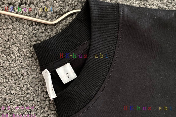 NEW 버버리 반팔티 신상 BB 1114241