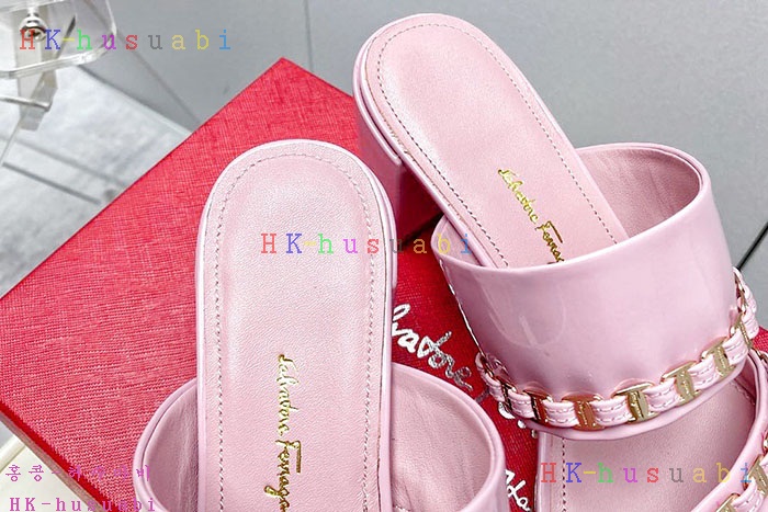 NEW  페라가모 샌들 신상 F 9992524