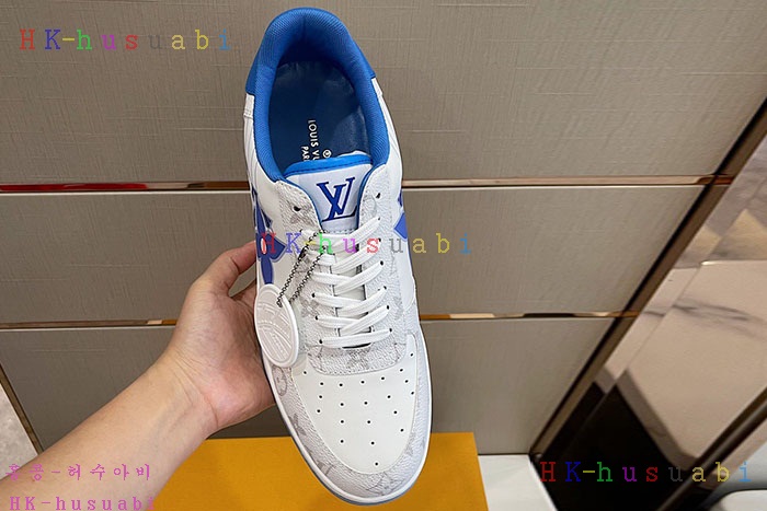 NEW 루이비통 스니커즈 신상 LV 687701