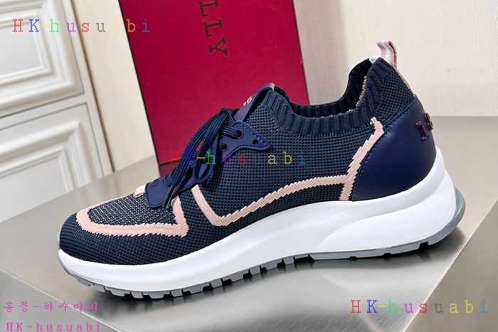 NEW 발리 스니커즈 신상 B 554240