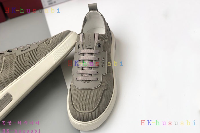 NEW 발리 스니커즈 신상 B 558803