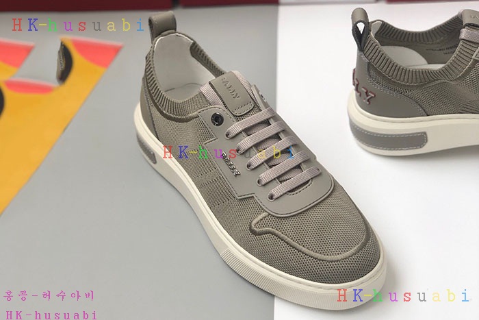 NEW 발리 스니커즈 신상 B 558803