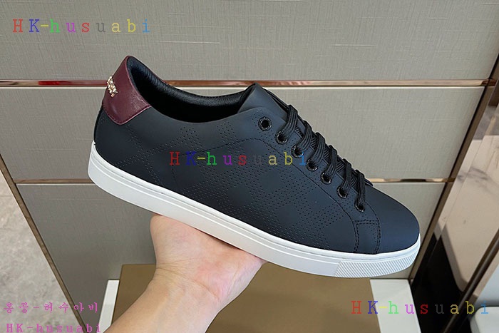 NEW 버버리 스니커즈 신상 BB 924110