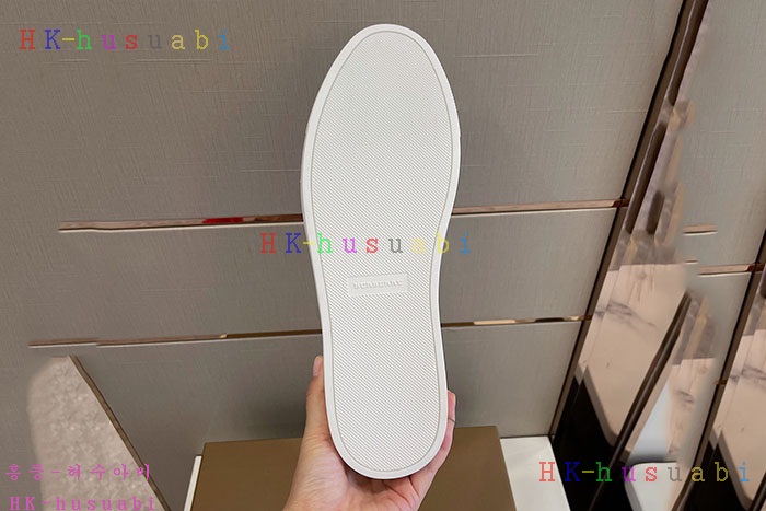 NEW 버버리 스니커즈 신상 BB 924111