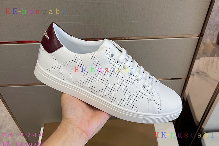 NEW 버버리 스니커즈 신상 BB 924111