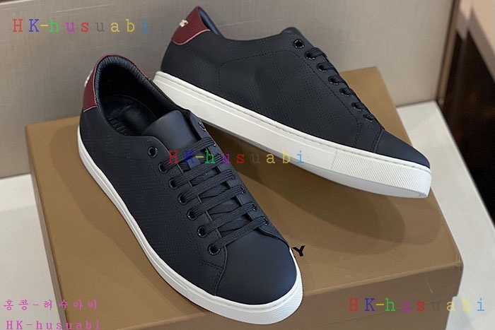 NEW 버버리 스니커즈 신상 BB 924110