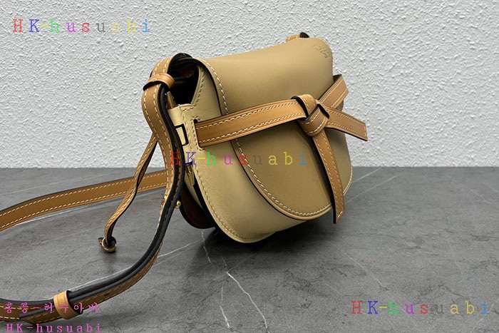 ★미러급★로에베 스몰 게이트백 A650T20-2