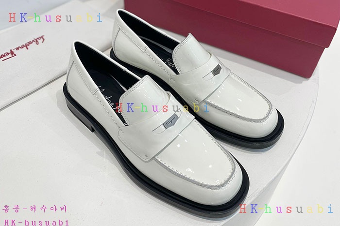 NEW 페라가모 신발 신상 F 5588011